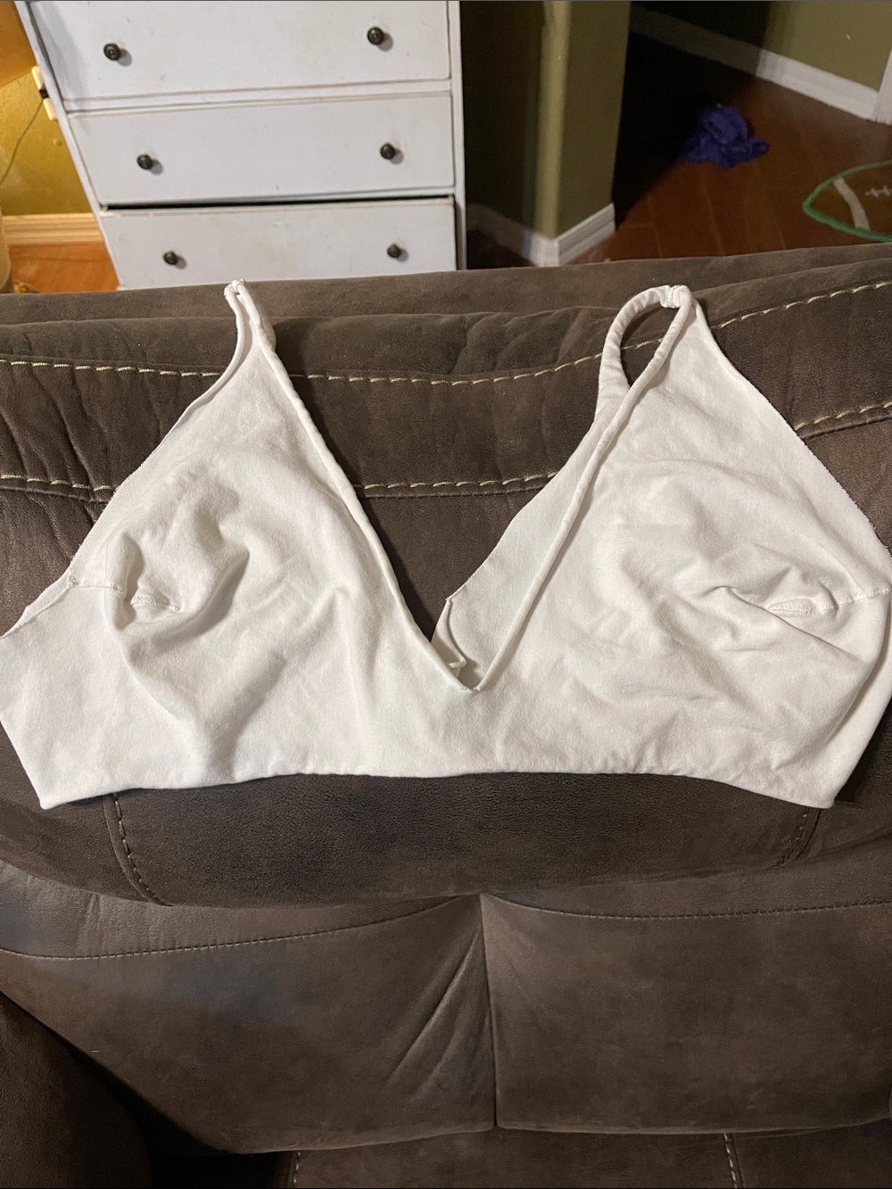 SKIMS Soft V-Neck Bralette in White